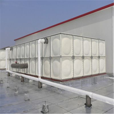 FRP-Wassertank Wasserspeichertank Pumpensystem Panel Tank für individuelle Anforderungen