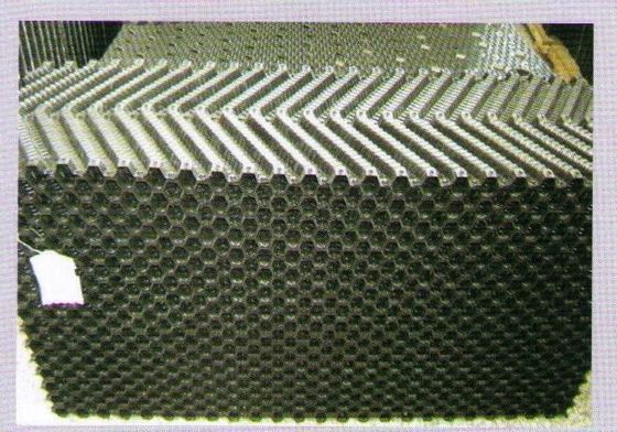 5740mm Gesamthöhe Quadratform Wasserabkühlturm für industrielle Kühlgeräte