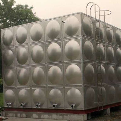 120 Tonnen Edelstahl-Wasserbehälter mit sauberem Wasser und Harzmaterial